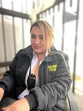 Isabel Noir online show from 01/18/26, 03:27