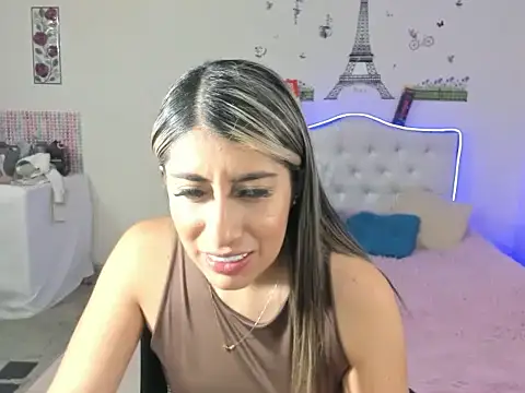 veronicamist95 online show from 11/07/25, 02:11