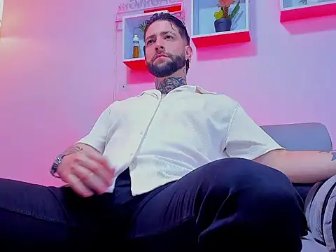 Supreme Alpha online show from 11/28/25, 07:38