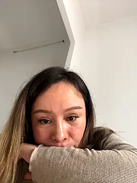 thu-cuoi online show from 11/05/25, 05:40