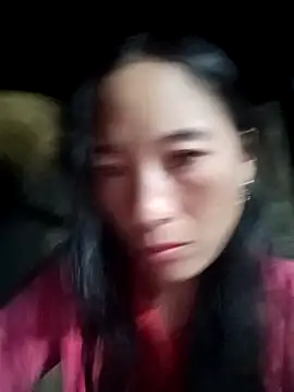 Snapshot of oanh-oanhbay chatting on 11/07/25, 12:16 oanh-oanhbay online show from 11/07/25, 12:16