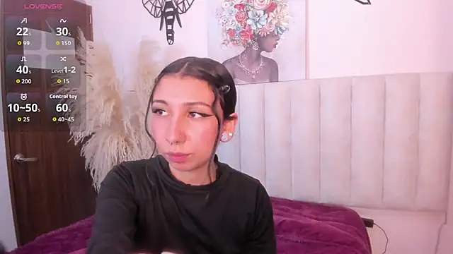 Isabella Crofts online show from 03/20/26, 07:08