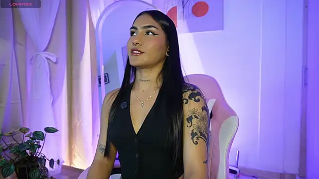 Nikita luan online show from 08/08/26, 12:57