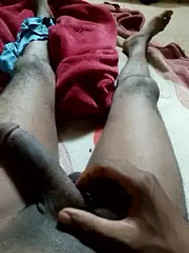 Snapshot of akram306 chatting on 11/16/25, 10:48 akram306 online show from 11/16/25, 10:48