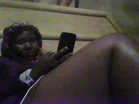 Snapshot of CEEKAYPRO chatting on 12/17/25, 08:26 CEEKAYPRO online show from 12/17/25, 08:26