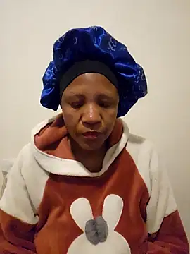 Mommy Sienna online show from 05/05/26, 06:05