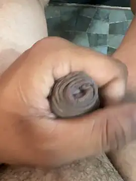 Qwert9012 online show from 02/01/26, 07:40