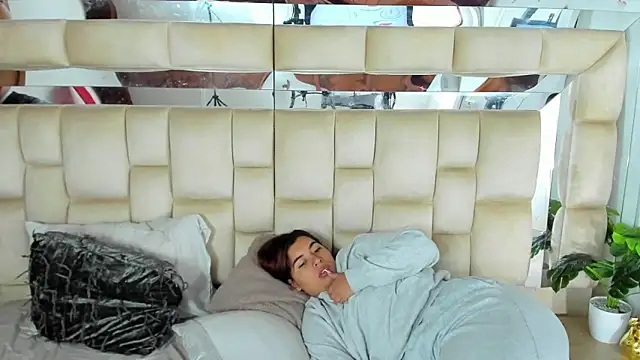 HotVoltage online show from 11/18/25, 12:31