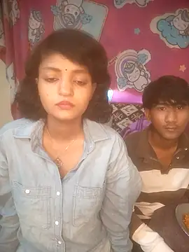 Snapshot of Freakingromance chatting on 02/25/26, 12:04 Freakingromance online show from 02/25/26, 12:04