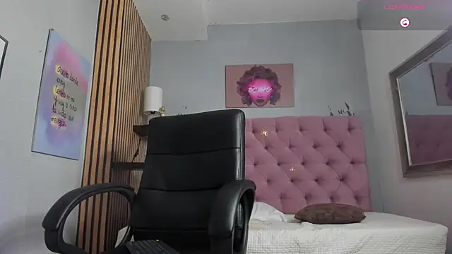 valentina  desire online show from 04/01/26, 12:28