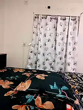 Snapshot of LoveLy-Soneya chatting on 11/20/25, 01:22 LoveLy-Soneya online show from 11/20/25, 01:22