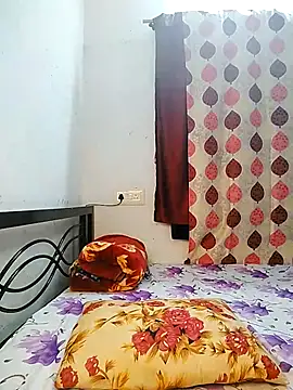 LoveLy-Soneya online show from 02/15/26, 10:50