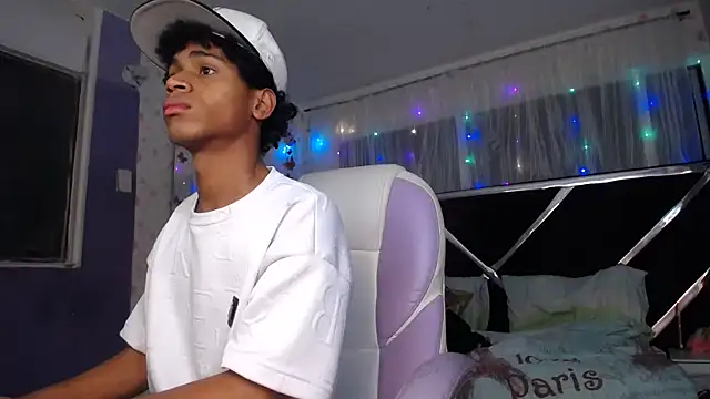 Santy bigcock 01 online show from 05/09/26, 04:28