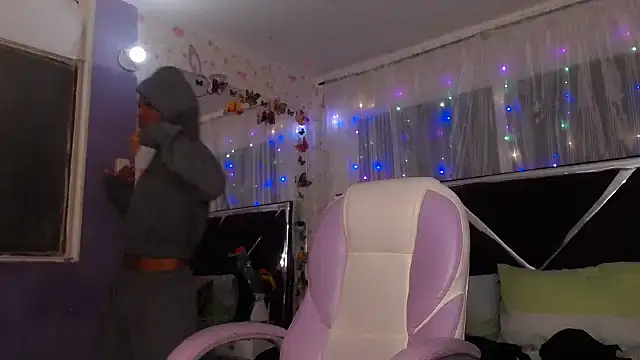 Santy bigcock 01 online show from 05/16/26, 11:53