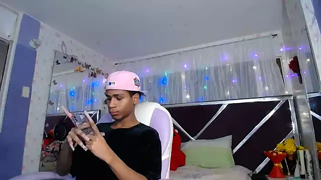 Santy bigcock 01 online show from 07/12/26, 02:41
