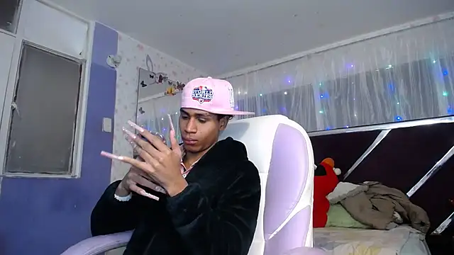 Santy bigcock 01 online show from 07/13/26, 05:49