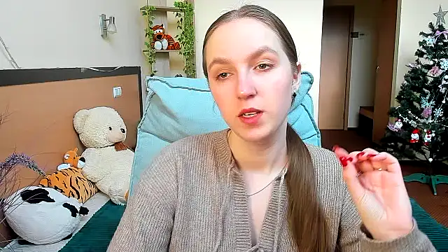 Nesie-Stoun online show from 12/18/25, 09:59