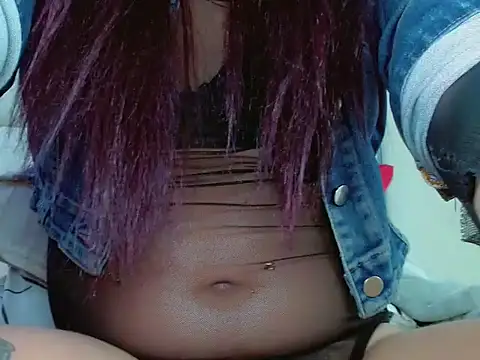 Snapshot of NharaBigCock chatting on 11/06/25, 03:46 NharaBigCock online show from 11/06/25, 03:46