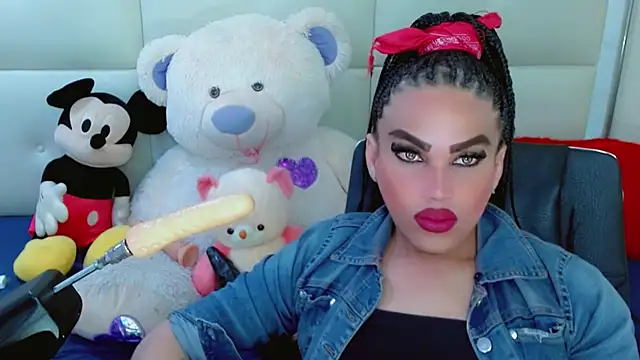 Snapshot of NharaBigCock chatting on 11/30/25, 09:02 NharaBigCock online show from 11/30/25, 09:02