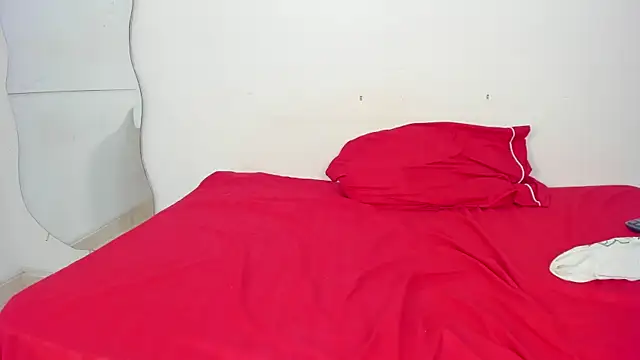 kendra lovv online show from 12/22/25, 07:44