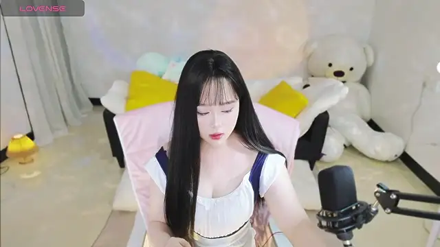 Nina37 online show from 01/08/26, 12:07