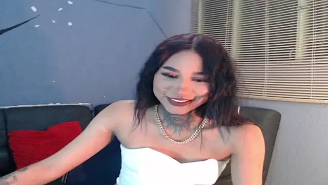 lyam ebony  online show from 11/24/25, 03:17