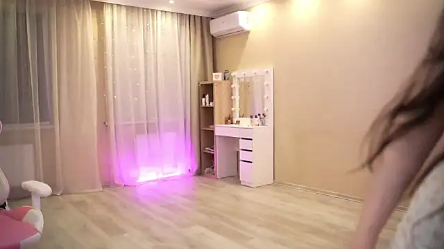 Bananalizzy online show from 02/02/26, 02:16