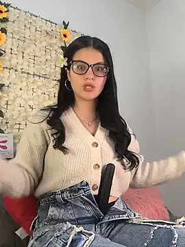 Lorenaa1 online show from 05/22/26, 08:58