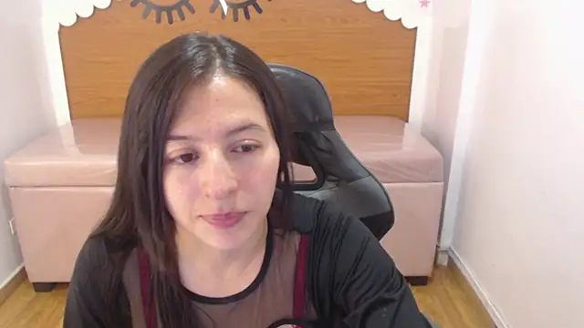 scarlett percy t online show from 02/06/26, 07:39