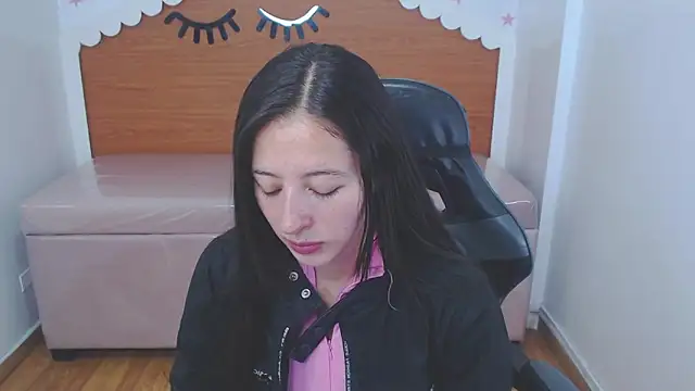 scarlett percy t online show from 02/20/26, 07:36