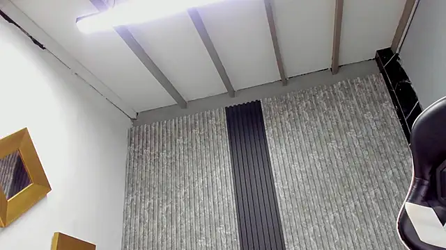 Caitlyn-Joness  online show from 11/07/25, 07:25