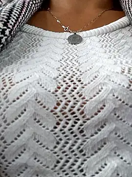 misshot 02 online show from 12/18/25, 07:31