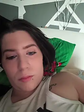 Snapshot of zara_night01 chatting on 11/28/25, 12:52 zara night01 online show from 11/28/25, 12:52