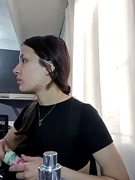 Celeste Moretti online show from 12/22/25, 01:19