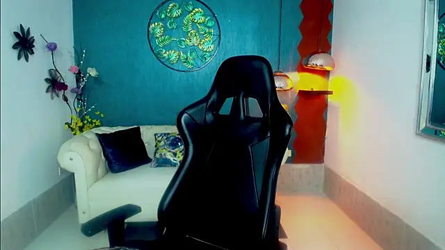 Scandarkmarie online show from 11/13/25, 11:25