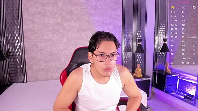 TheoHart  online show from 11/07/25, 12:16