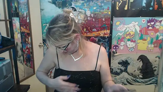 Savanah Banana  online show from 11/09/25, 10:41