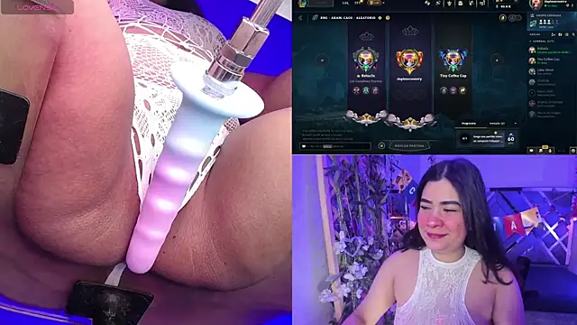 Snapshot of DaphneContry chatting on 06/25/26, 02:55 DaphneContry online show from 06/25/26, 02:55