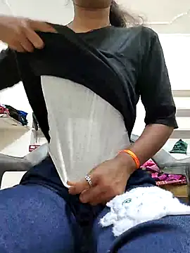 Isha kumari 69 online show from 02/21/26, 03:57