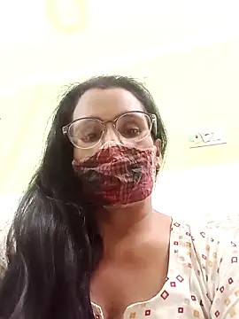 sanjana077 online show from 11/08/25, 06:24