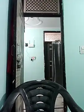 sanjana077 online show from 11/20/25, 05:29