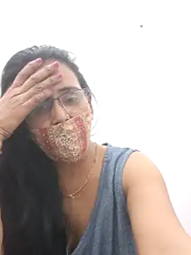 sanjana077 online show from 03/05/26, 04:25