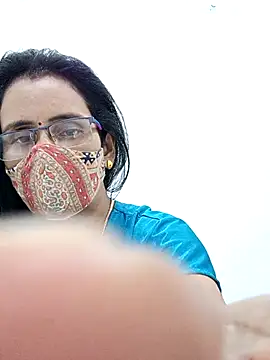 sanjana077 online show from 04/08/26, 07:36