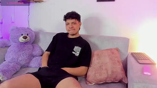 MidNightTouch-21 online show from 11/08/25, 01:06