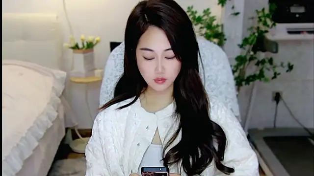 tutumissy online show from 12/02/25, 06:30