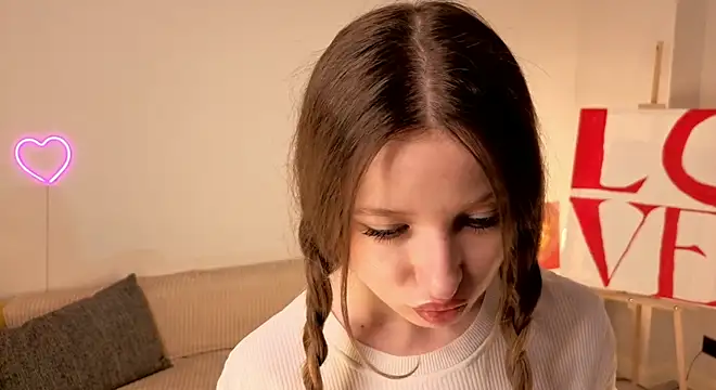 eirakiliana online show from 11/07/25, 08:03