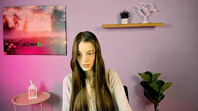 mia starrr  online show from 11/23/25, 09:53