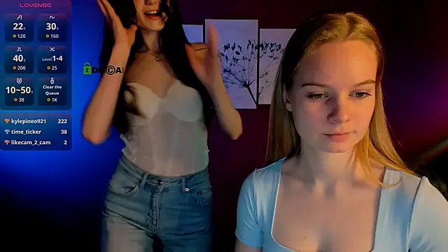 mia starrr  online show from 12/04/25, 10:02