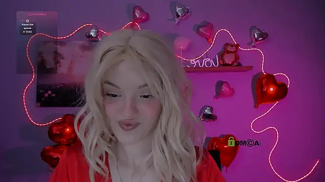 mia starrr  online show from 02/14/26, 08:49