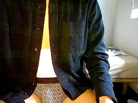 Snapshot of Taro070 chatting on 03/10/26, 04:17 Taro070 online show from 03/10/26, 04:17